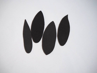 Foam feathers without indentations